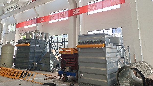 掃除企業發展的畔腳石，水泥行業除塵當選布袋除塵器廠家耀先