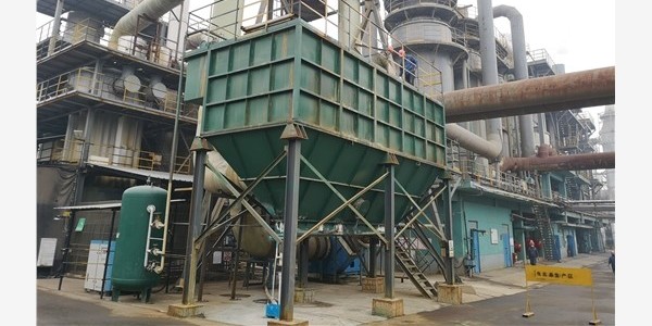 含油粉塵該如何處理？塑燒板除塵器出馬，快速解決